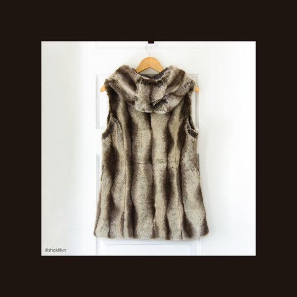 Kristen Blake Jackets & Blazers - Kristen Blake Faux Fur Vest with Hood, Women's Small